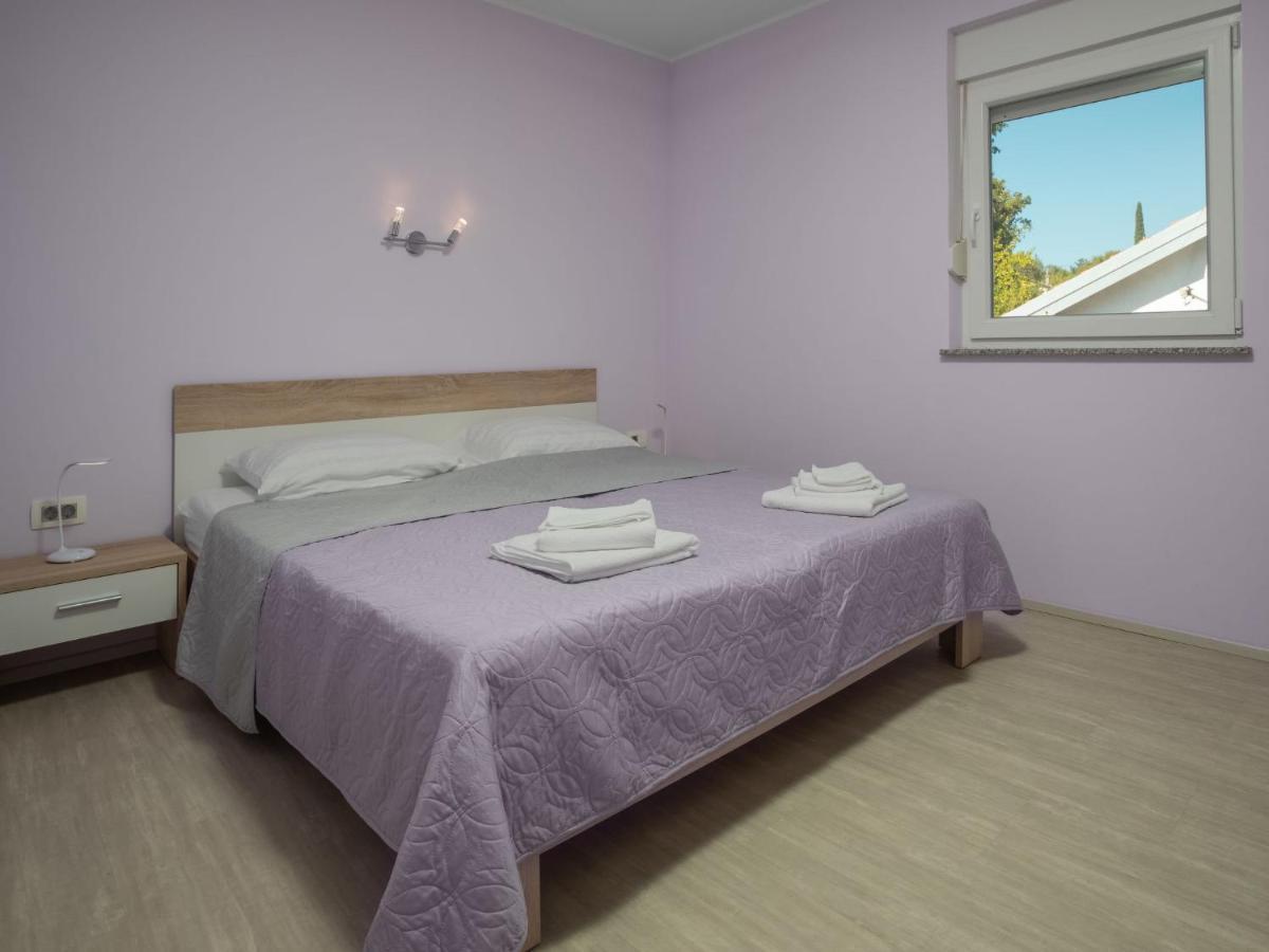Holiday Home Lavendel - Mlk159 By Interhome Dobrinj Екстериор снимка